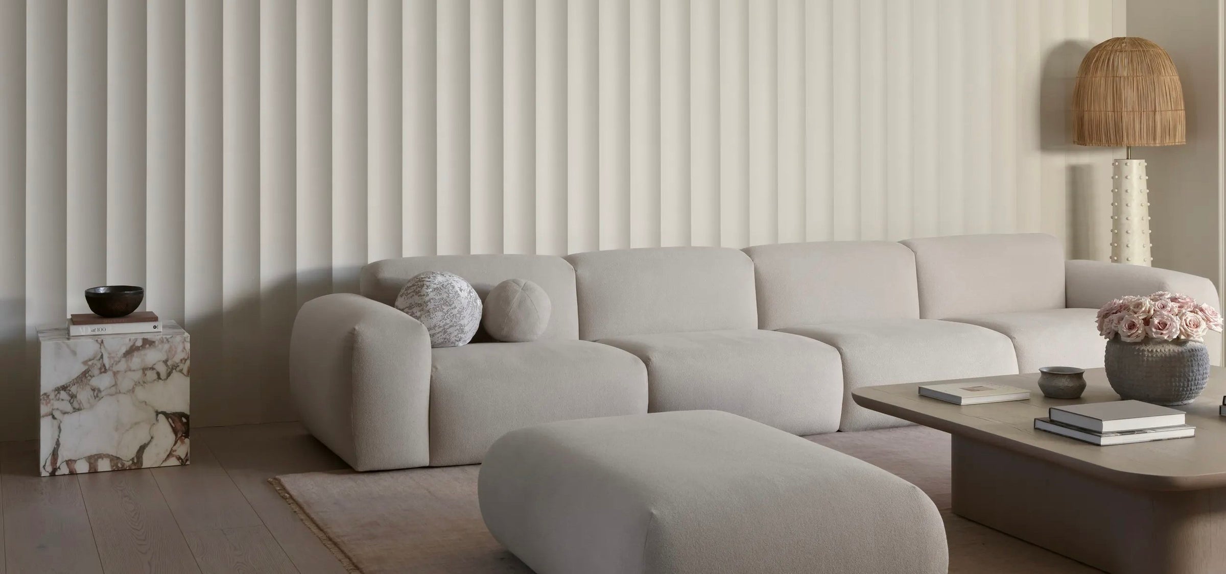 Never described a sofa as effervescent? Well, that’s about to change. Meet the bubbly, bold, and bouncy Jumablow Juicy.