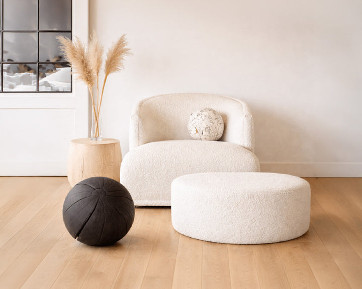 Mallo Swivel Chair